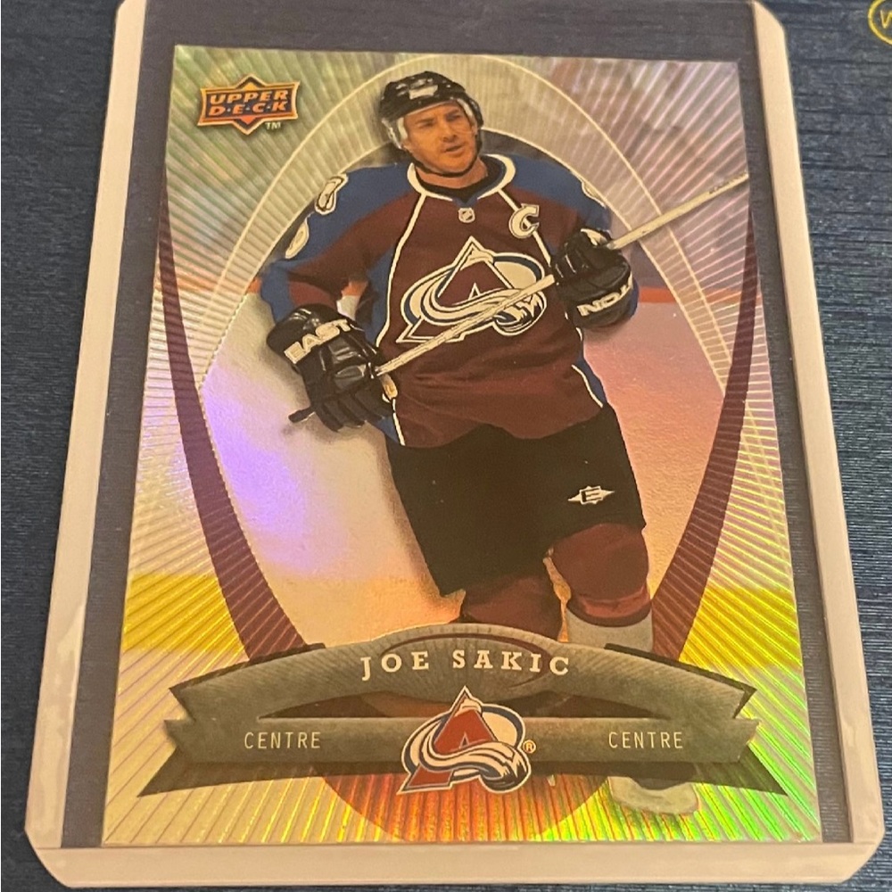 Upper Deck Joe Sakic Hockey Card